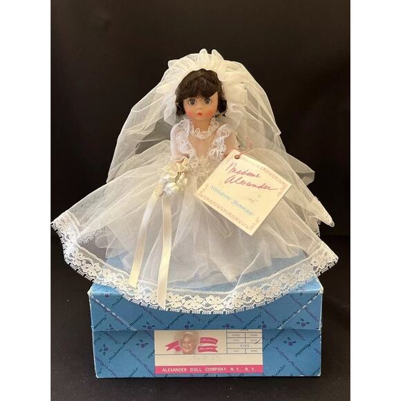 Madame Alexander “Bride” 7.5” Doll Rare Brunette White Wedding Dress W/ Box #485 - Picture 1 of 10